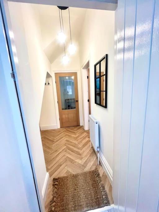Coastal Apartments No 1 Сихем Экстерьер фото